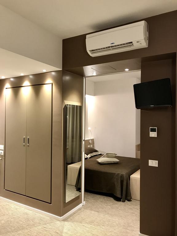 Hotel Palme Μοντερόσο αλ Μάρε Εξωτερικό φωτογραφία