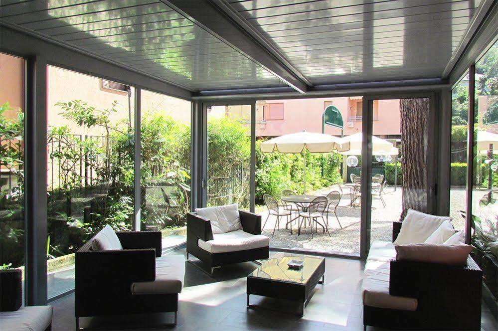 Hotel Palme Μοντερόσο αλ Μάρε Εξωτερικό φωτογραφία