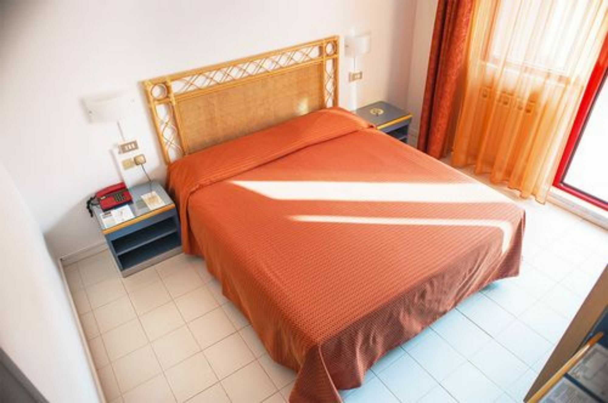 Hotel Palme Μοντερόσο αλ Μάρε Εξωτερικό φωτογραφία