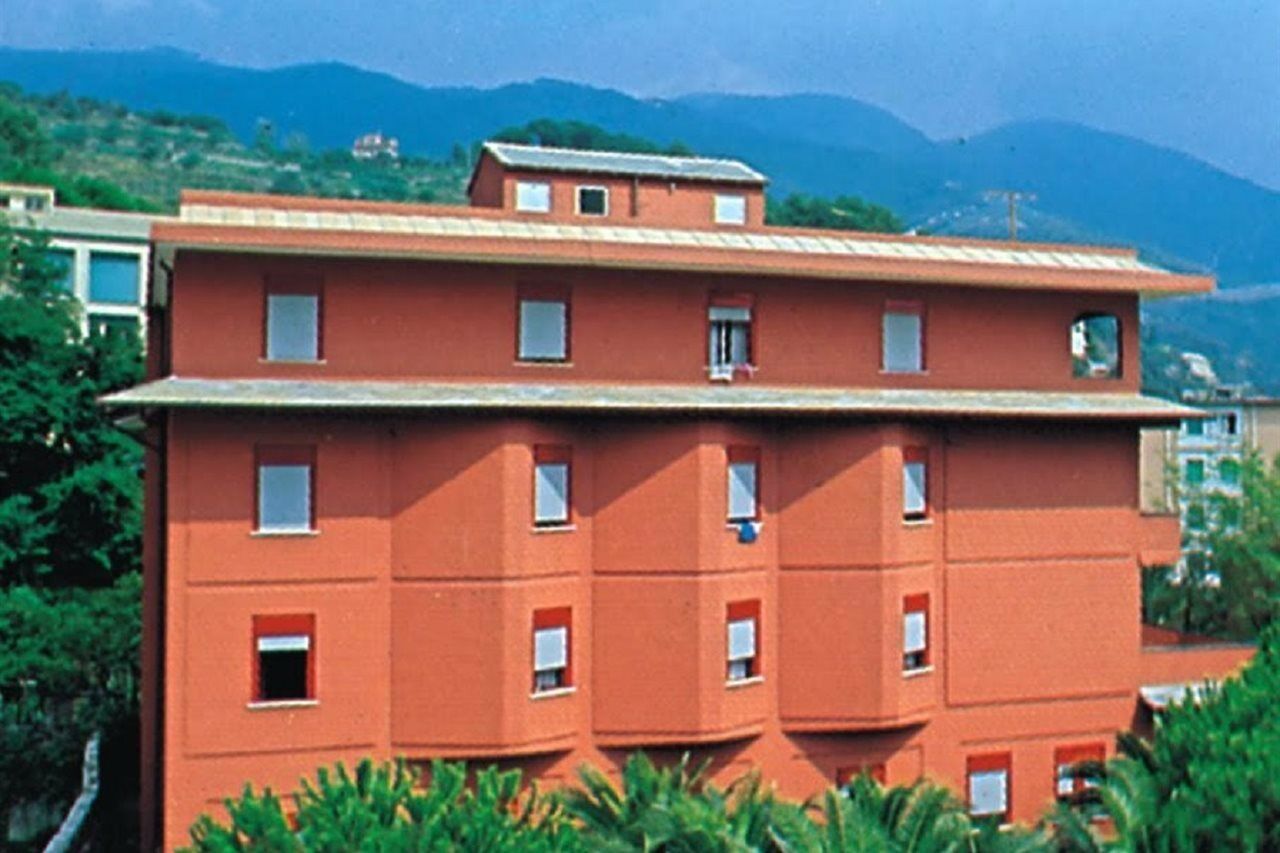 Hotel Palme Μοντερόσο αλ Μάρε Εξωτερικό φωτογραφία